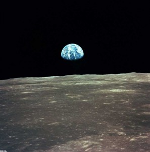 moon_earth